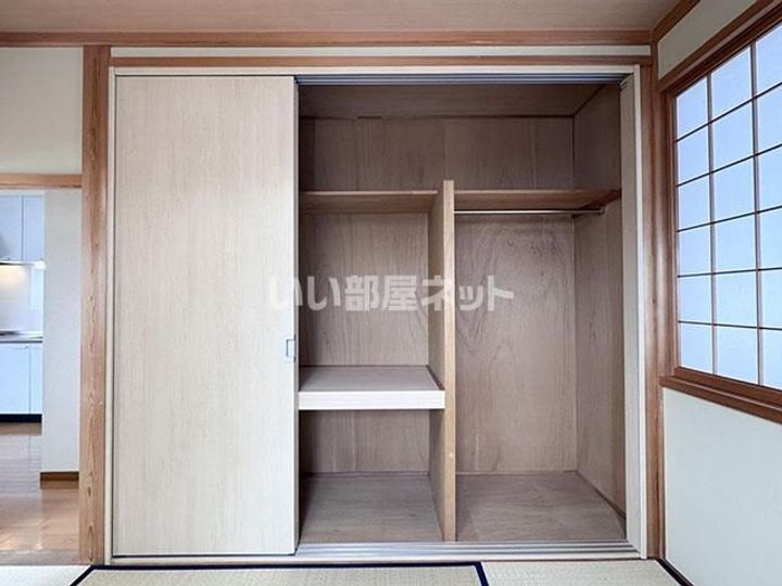 山内アパートの内装