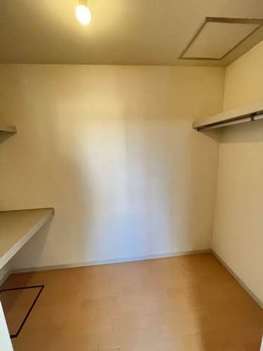 新潟県見附市本所1(アパート)の賃貸物件の内装
