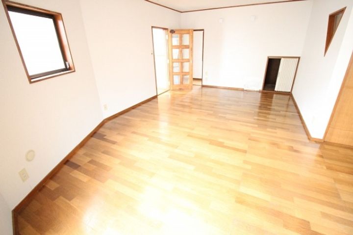 茨城県牛久市さくら台1(一戸建)の賃貸物件の居間