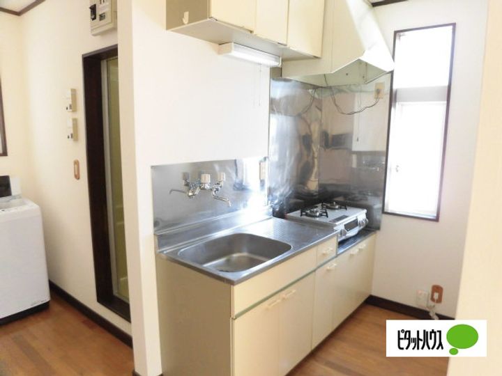 滝沢ヒルズ Bのキッチン