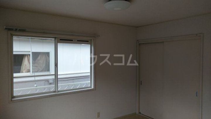 神奈川県横浜市旭区今宿南町(一戸建)の賃貸物件の居間