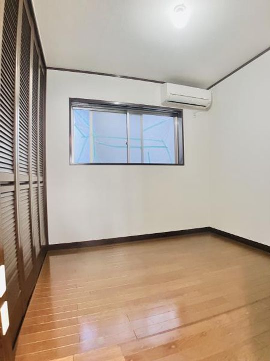 サワタカビルの内装