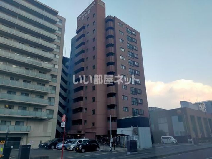 ライオンズマンション金剛院 12階の外観