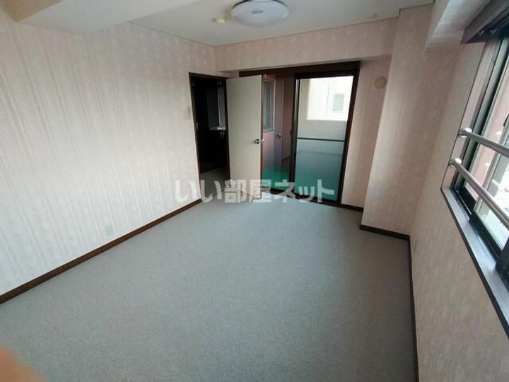 ライオンズマンション金剛院 12階の居間