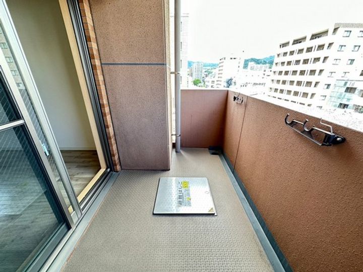 第27友建ビルの内装