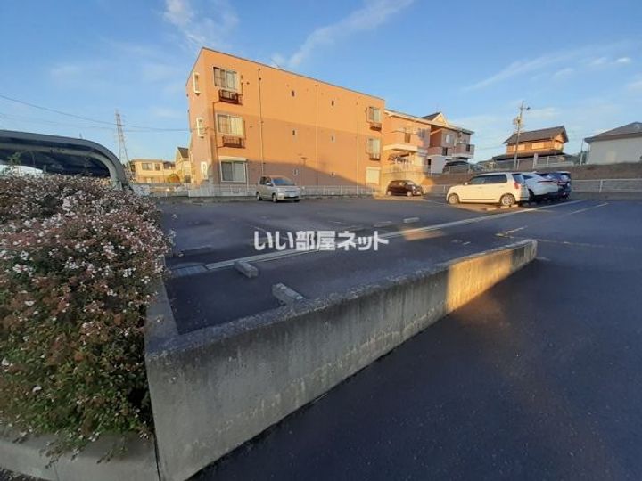 三重県名張市鴻之台3番町(マンション)の賃貸物件の地図