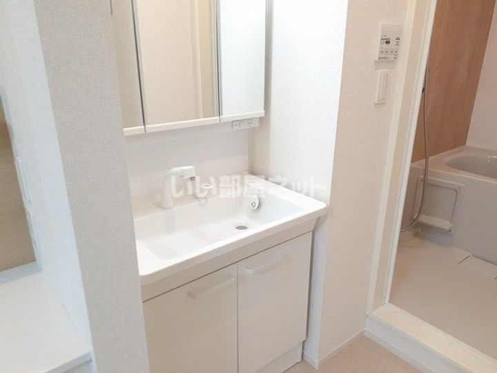 ファイブラインズ矢落ノースの内装