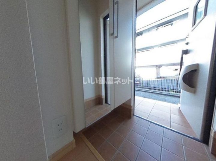 柊(ひいらぎ)の玄関