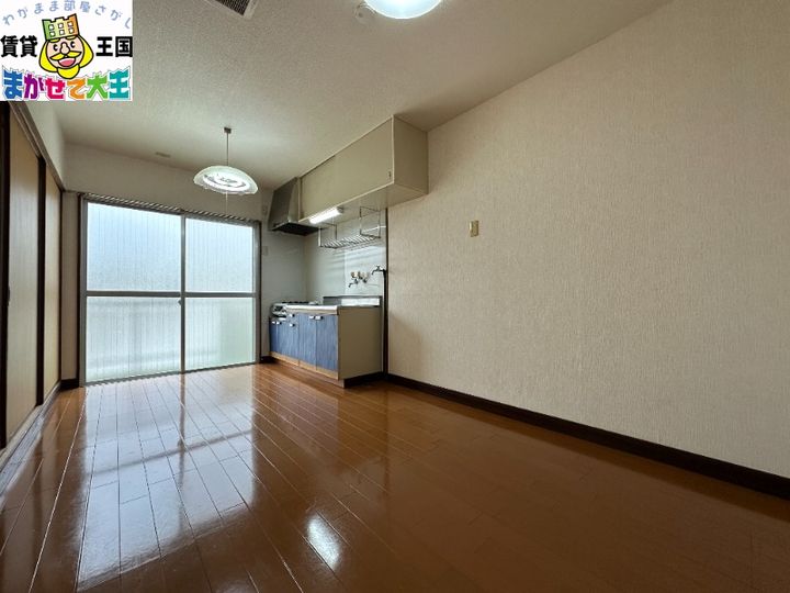 長崎県長崎市星取2(マンション)の賃貸物件の居間
