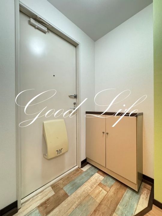 兵庫県加東市社(アパート)の賃貸物件の玄関