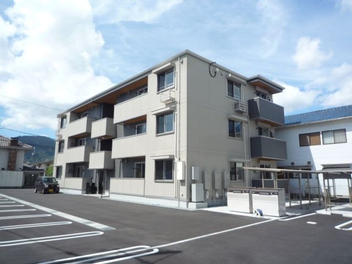 広島県福山市川口町2(アパート)の賃貸物件の外観