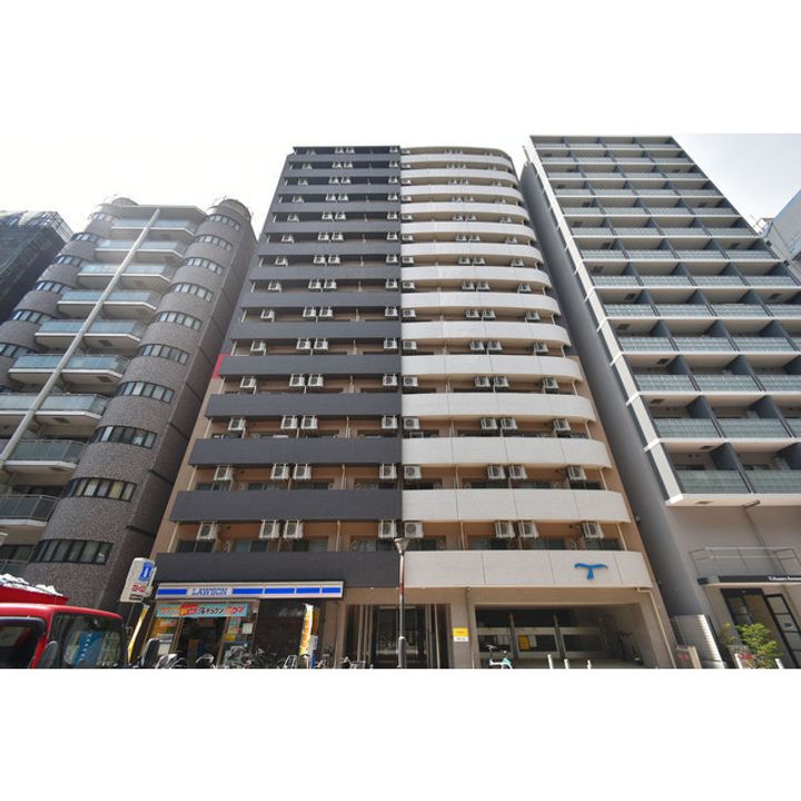 大阪府大阪市西区西本町3(マンション)の賃貸物件の外観