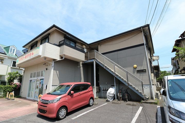 サンルミエール湘南の外観
