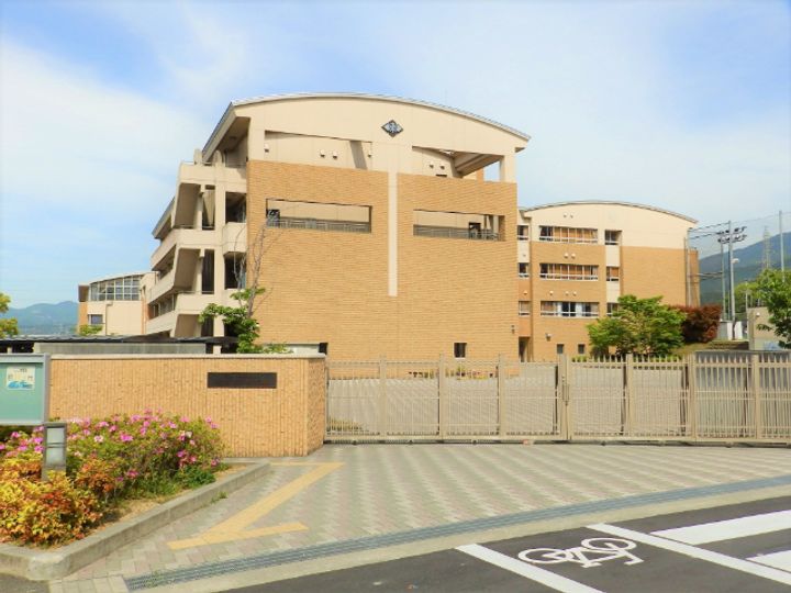 サンハイツ三島中央の周辺