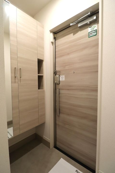 東京都練馬区中村2(アパート)の賃貸物件の玄関