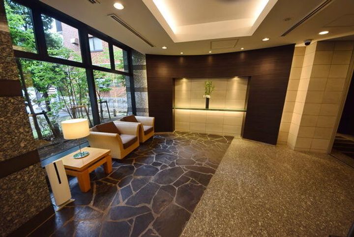 パークキューブ愛宕山タワーの地図