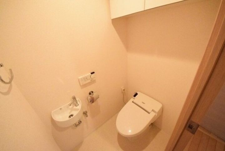 パークキューブ愛宕山タワーの内装