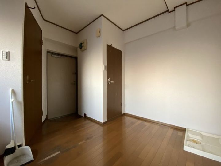 飯田ビルの内装