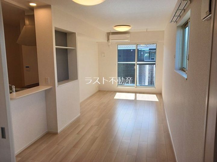 鹿児島県出水市平和町(アパート)の賃貸物件の居間