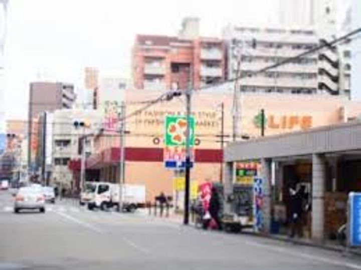 ファステート難波デラックスの周辺