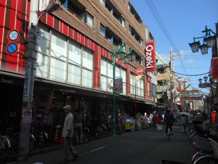 アロッジオKの周辺