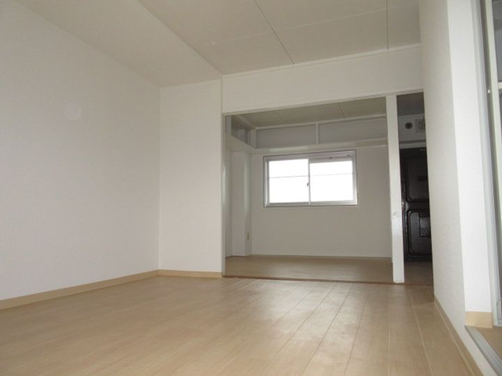 ヴィラナリー富田林 4号棟の内装