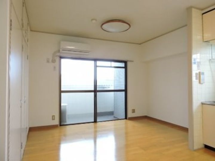 大八ビル(門司)の居間