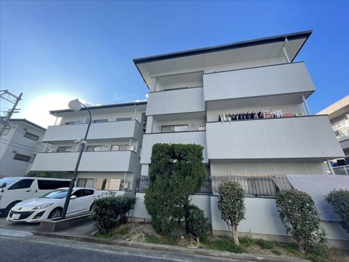 ビートル山本北C棟の外観