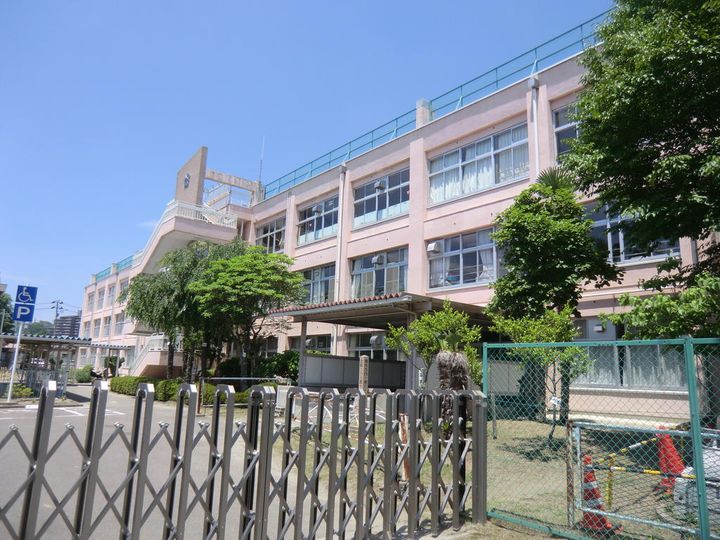 ハイブリッジコート長町の周辺