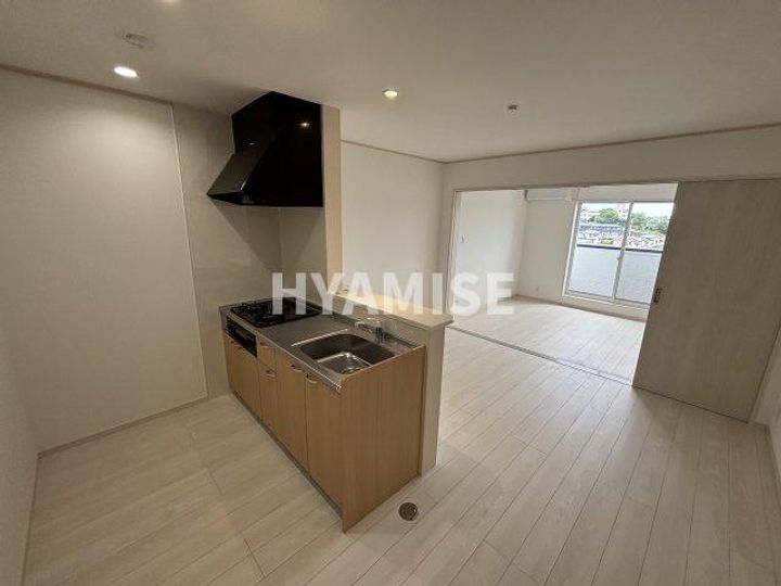 Seven Stars栄田町の居間