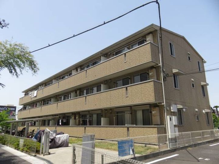 ピアニィ・レイディクスの外観