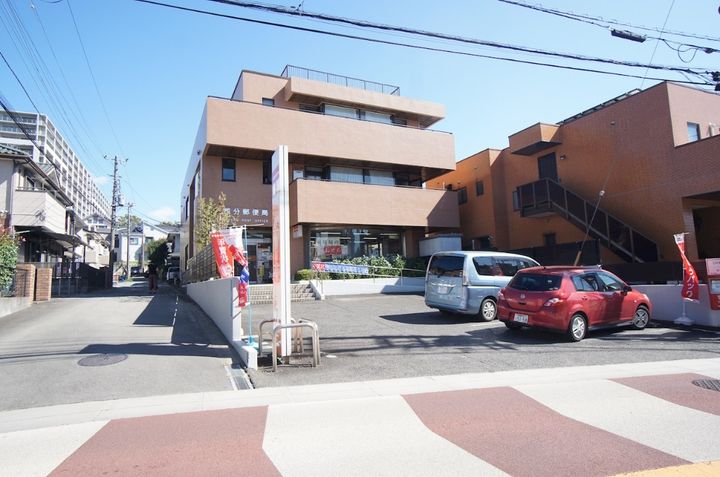 シャーメゾンひまわりの周辺