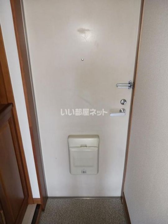 クロノス元宿の玄関