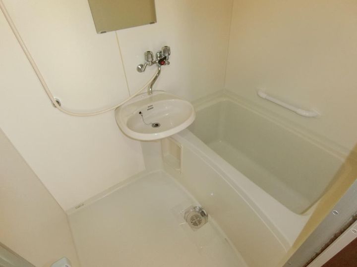 コーポ福田町IIの風呂