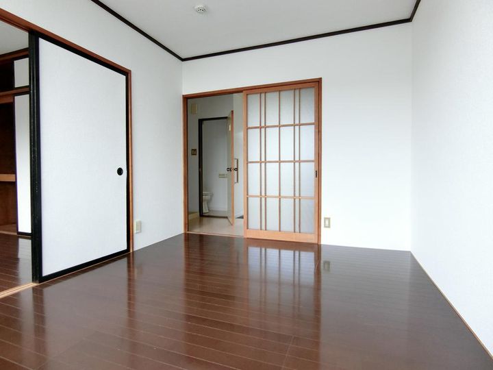 コーポ福田町IIの居間