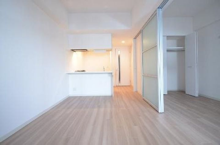 プレサンス栄フレイヤの居間