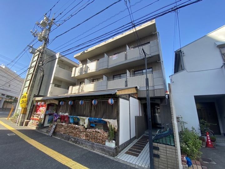 パーク吉山の外観