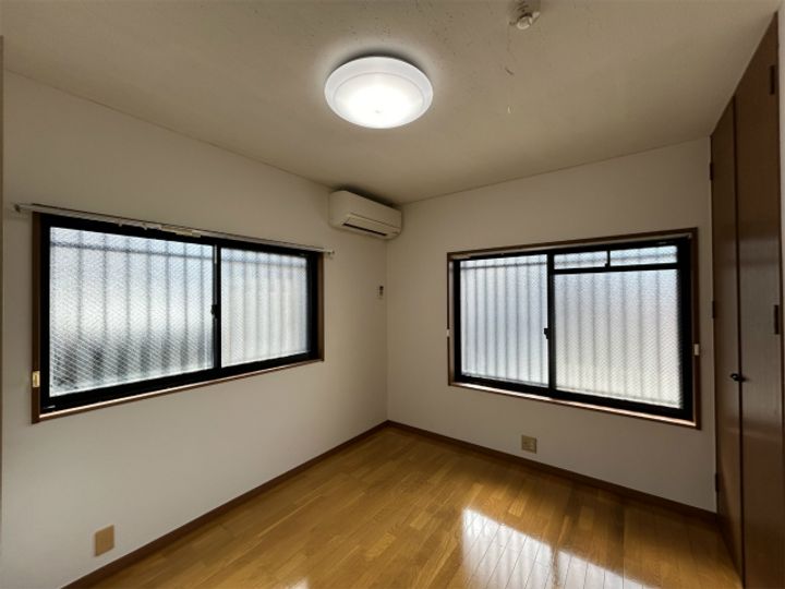 ブライトハウスの居間