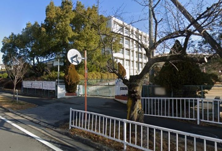 山之上ビルの周辺