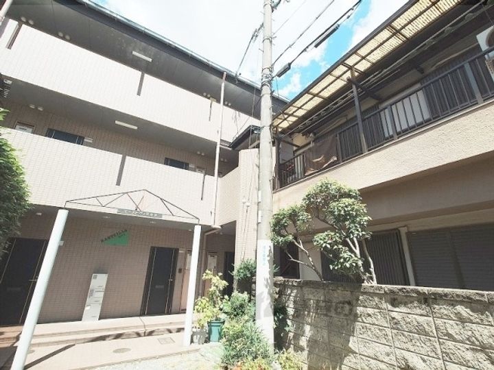 イーストヴィラキタの外観