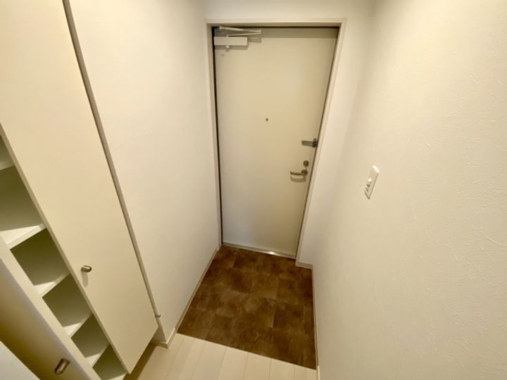 ルミナソナーレ矢田の玄関