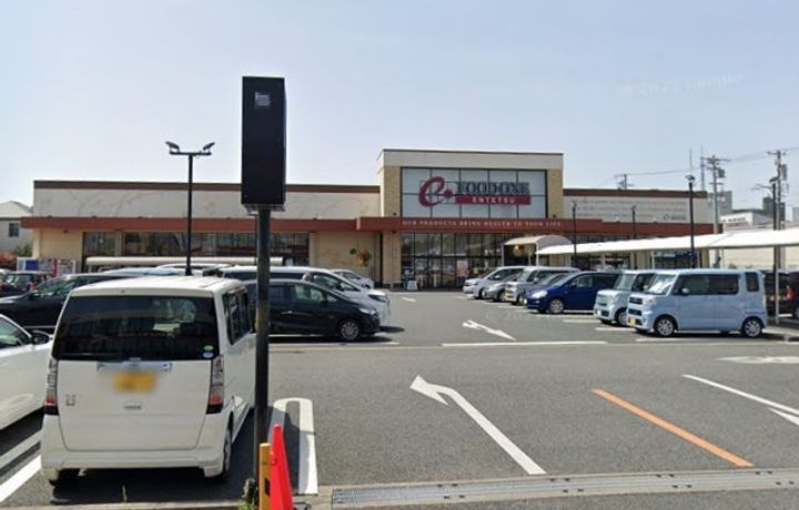 モンメゾンサトウの周辺