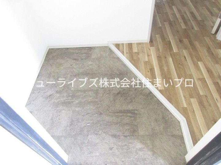 メゾン92の玄関