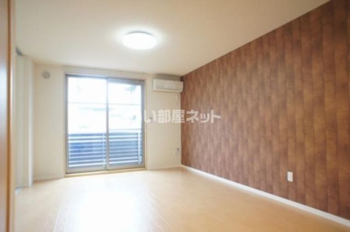 群馬県前橋市下細井町(アパート)の賃貸物件の居間