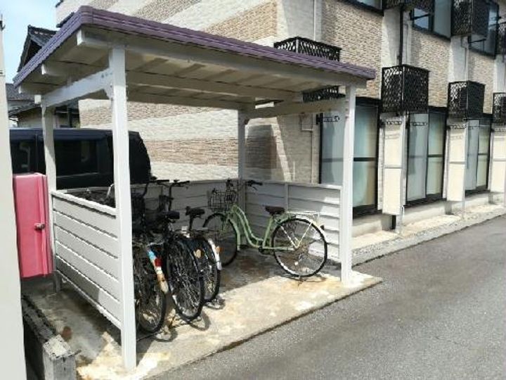 レオパレスエイムスバリーの内装