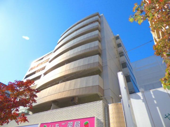 ベルメゾン並木の外観