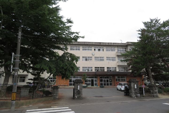 サンハイツの周辺