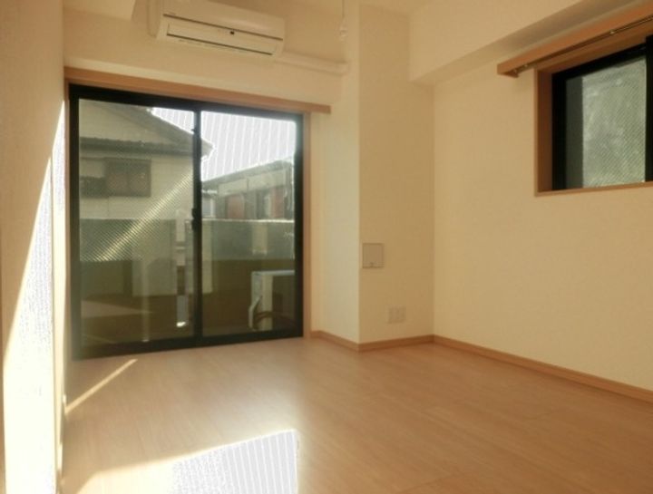 ルーブル都立家政伍番館の居間