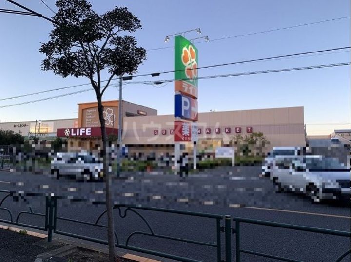 サンリブ奥戸の周辺