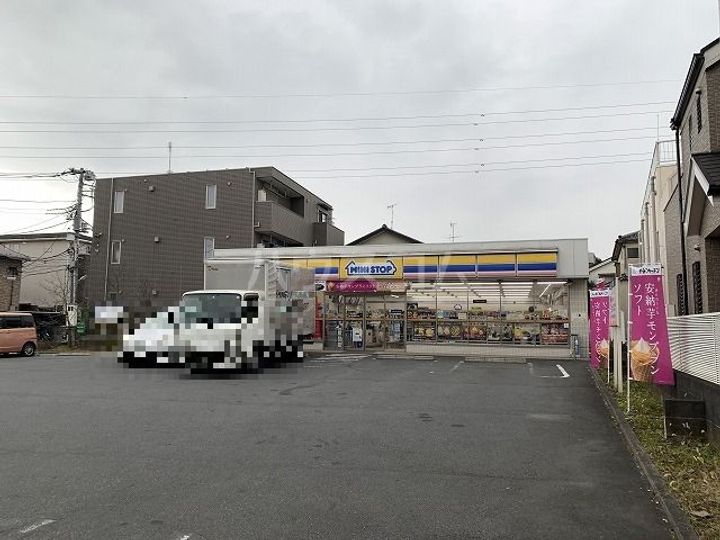 サンリブ奥戸の周辺